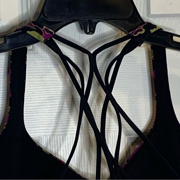 Lululemon Free To Be Zen Sports Bra Size 6 - Picture 9 of 11